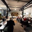 Andacht im Museum